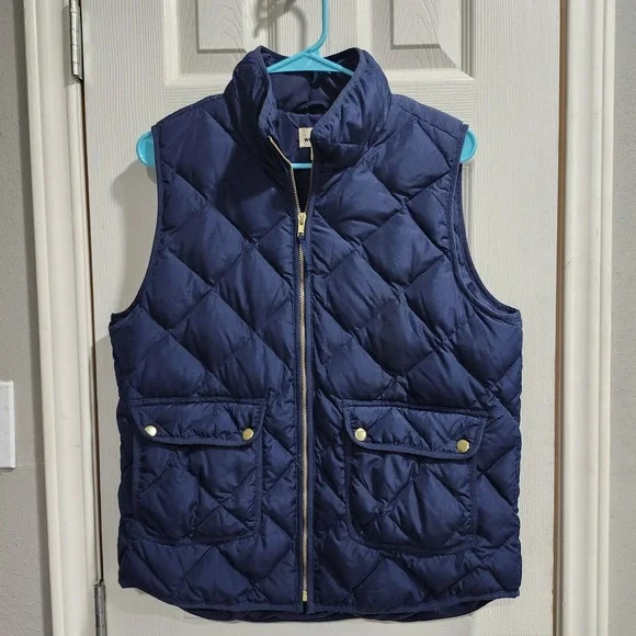 Woolrich Women's Quilted Down Puffer Vest L Navy Zip Front Gold Snaps Pockets - Picture 13 of 13